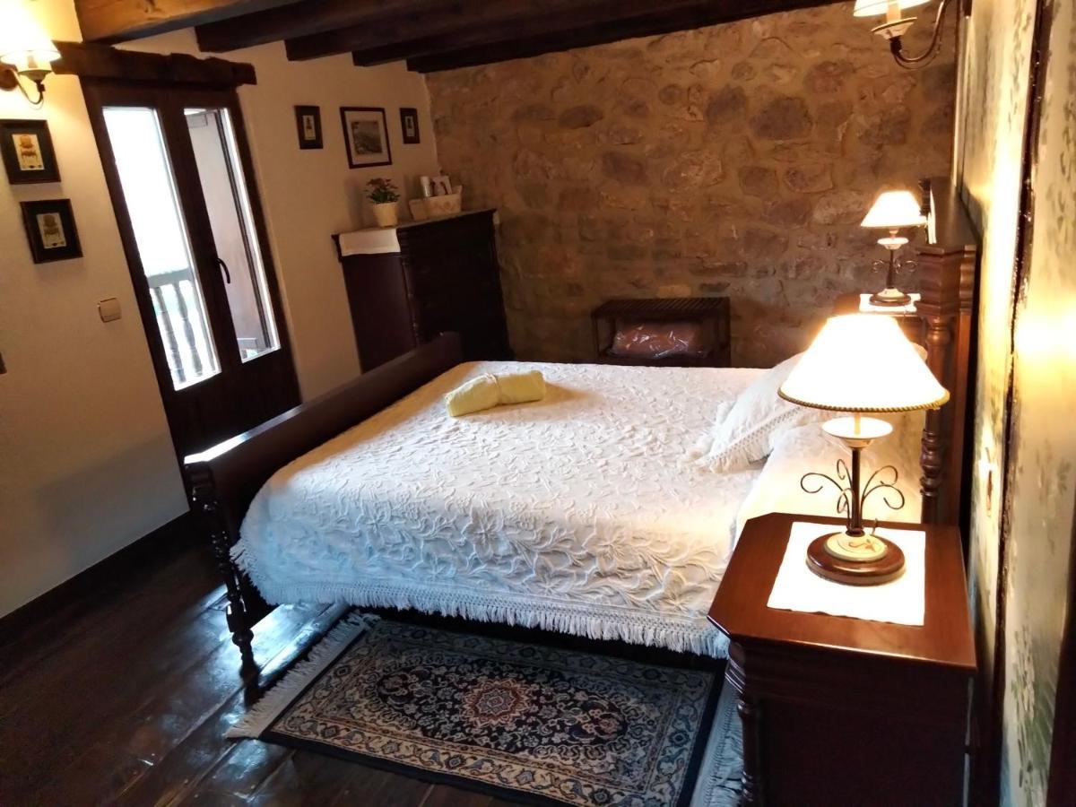 Hotel La Casona De Escalada Esterno foto